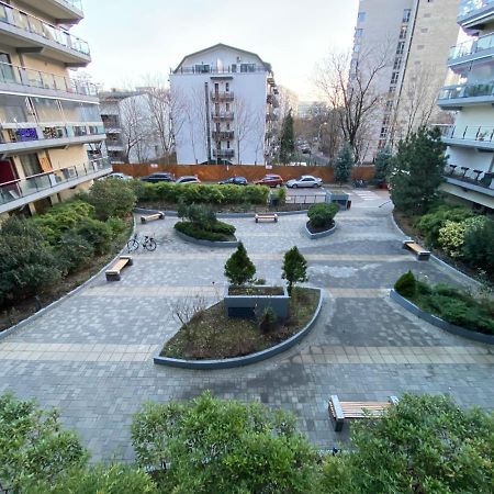 Green Apartment 214 With Private Parking Βουκουρέστι Εξωτερικό φωτογραφία