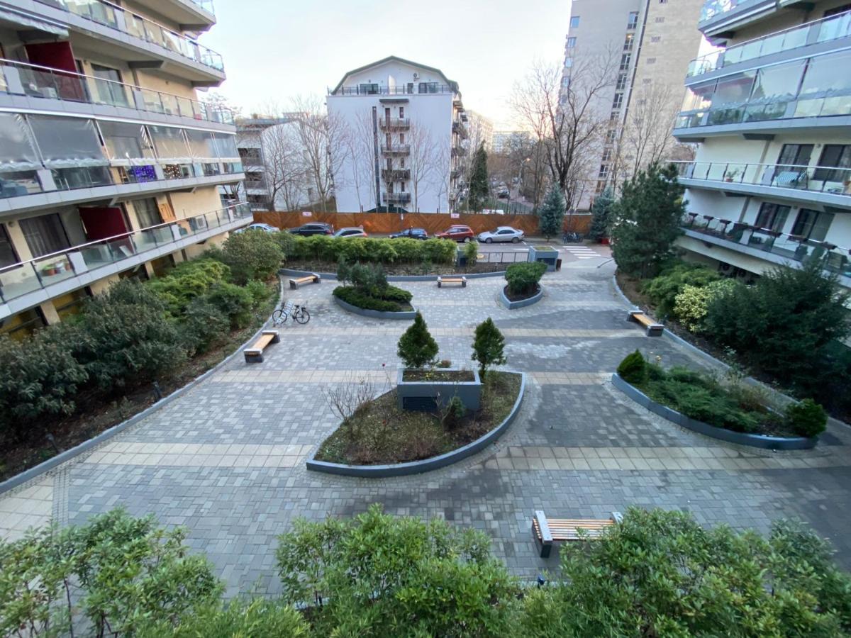Green Apartment 214 With Private Parking Βουκουρέστι Εξωτερικό φωτογραφία