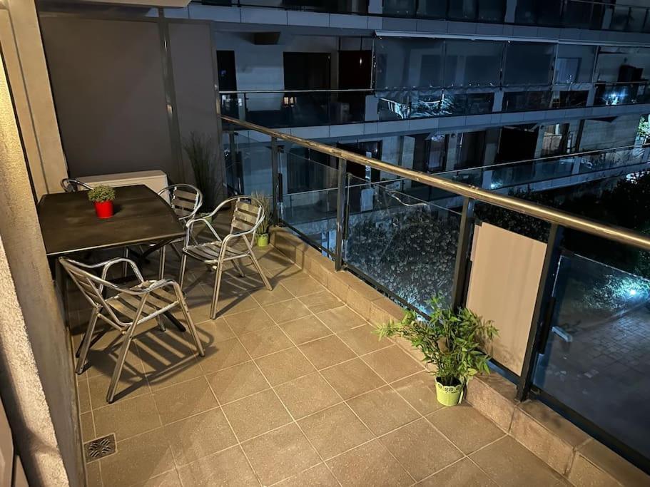 Green Apartment 214 With Private Parking Βουκουρέστι Εξωτερικό φωτογραφία