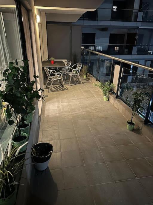 Green Apartment 214 With Private Parking Βουκουρέστι Εξωτερικό φωτογραφία