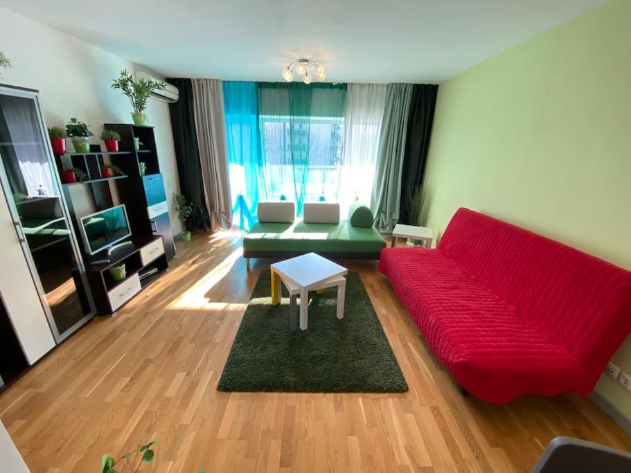 Green Apartment 214 With Private Parking Βουκουρέστι Εξωτερικό φωτογραφία