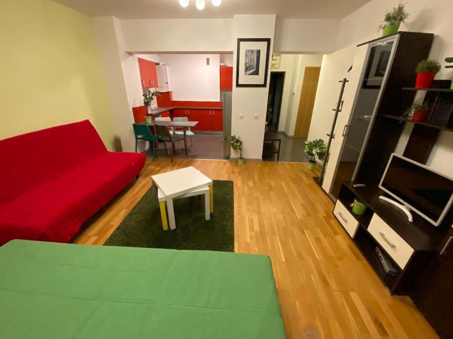 Green Apartment 214 With Private Parking Βουκουρέστι Εξωτερικό φωτογραφία