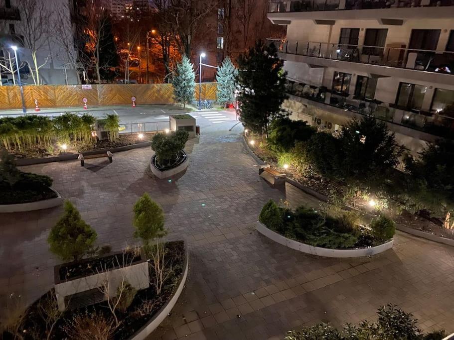 Green Apartment 214 With Private Parking Βουκουρέστι Εξωτερικό φωτογραφία